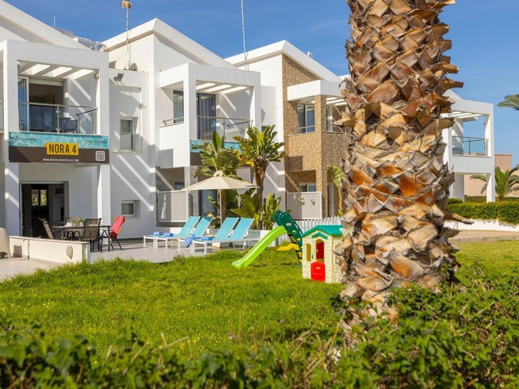 Villa Nora Protaras Exterior photo
