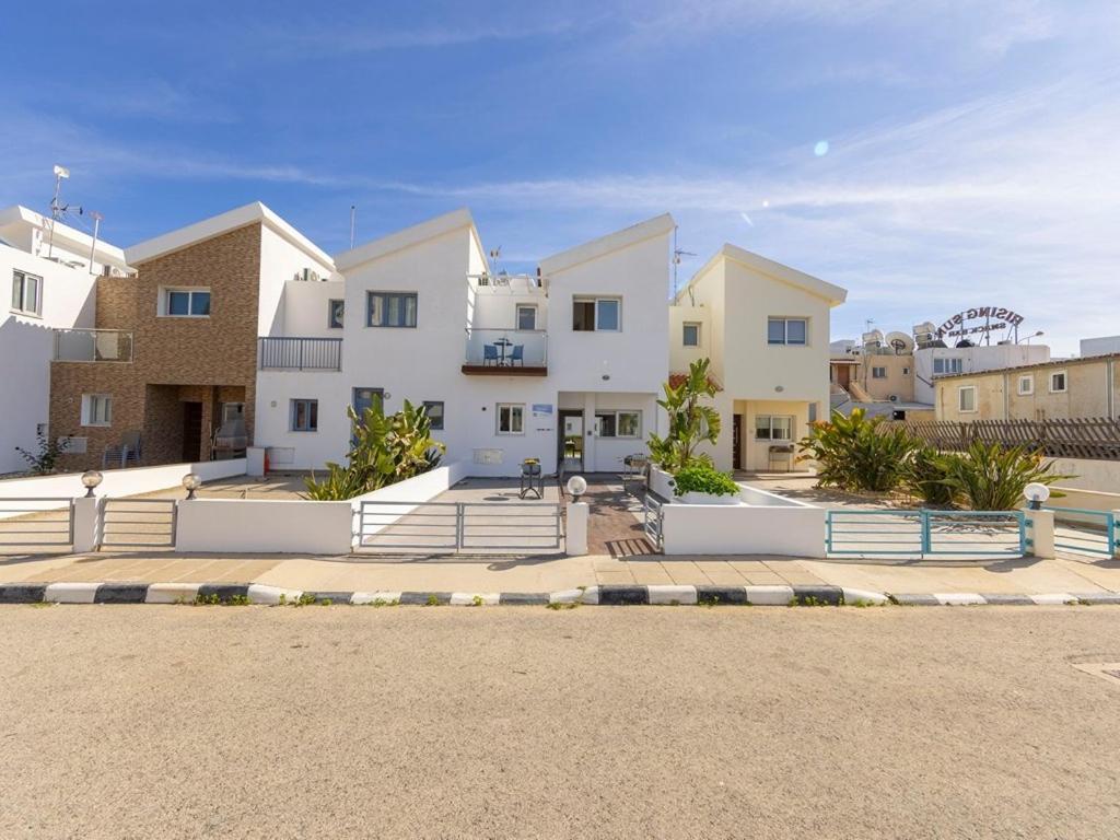 Villa Nora Protaras Exterior photo